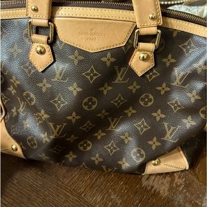 Absolutely beautiful Louis Vuitton purse